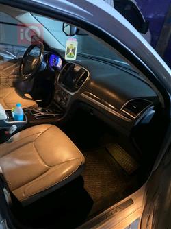 کرایسلەر 300